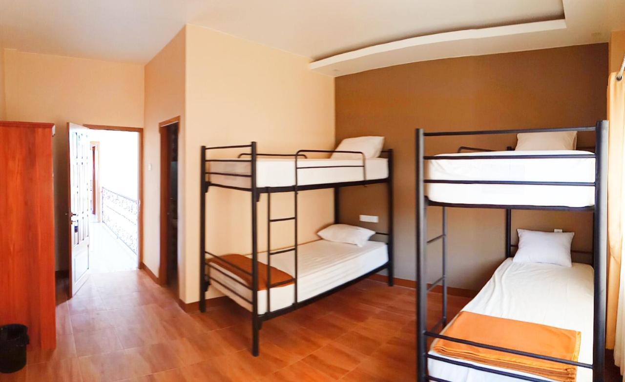 Bluefire Homestay Syariah バニュワンギ エクステリア 写真